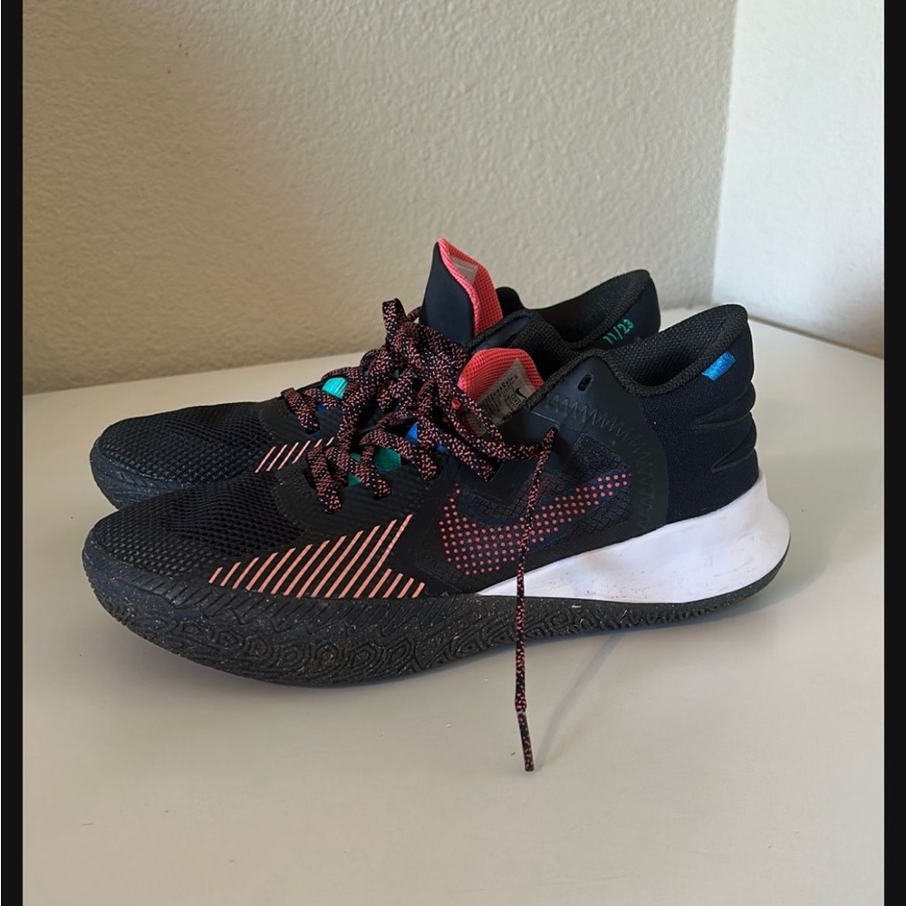 Nike Kyrie Flytrap V Men’s